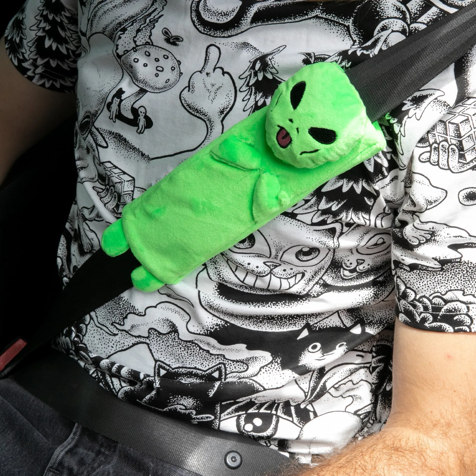 Ripndip Stocking Stuffers|Car Accessories<Alien Seat Belt Cover (Green)