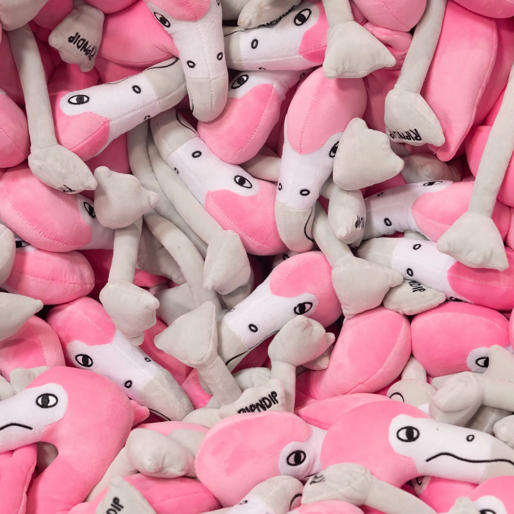 Ripndip Furniture / Statues|Plush Dolls<Flamingo Plush Chair