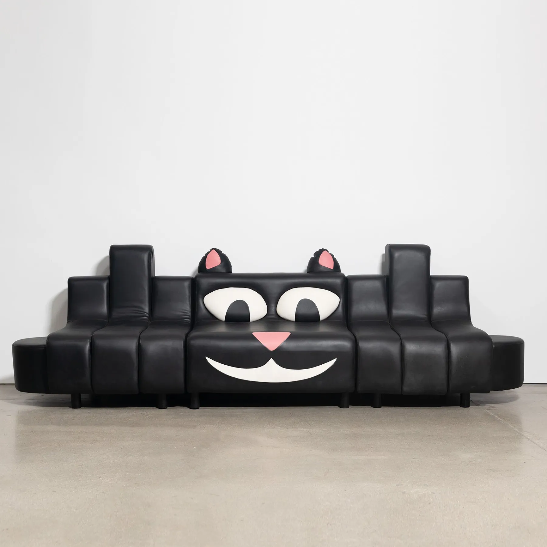 Ripndip Furniture / Statues<Jermal Face Couch