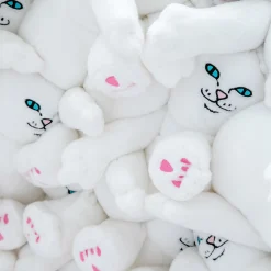 Ripndip Plush Dolls|Furniture / Statues<Nerm Plush Chair