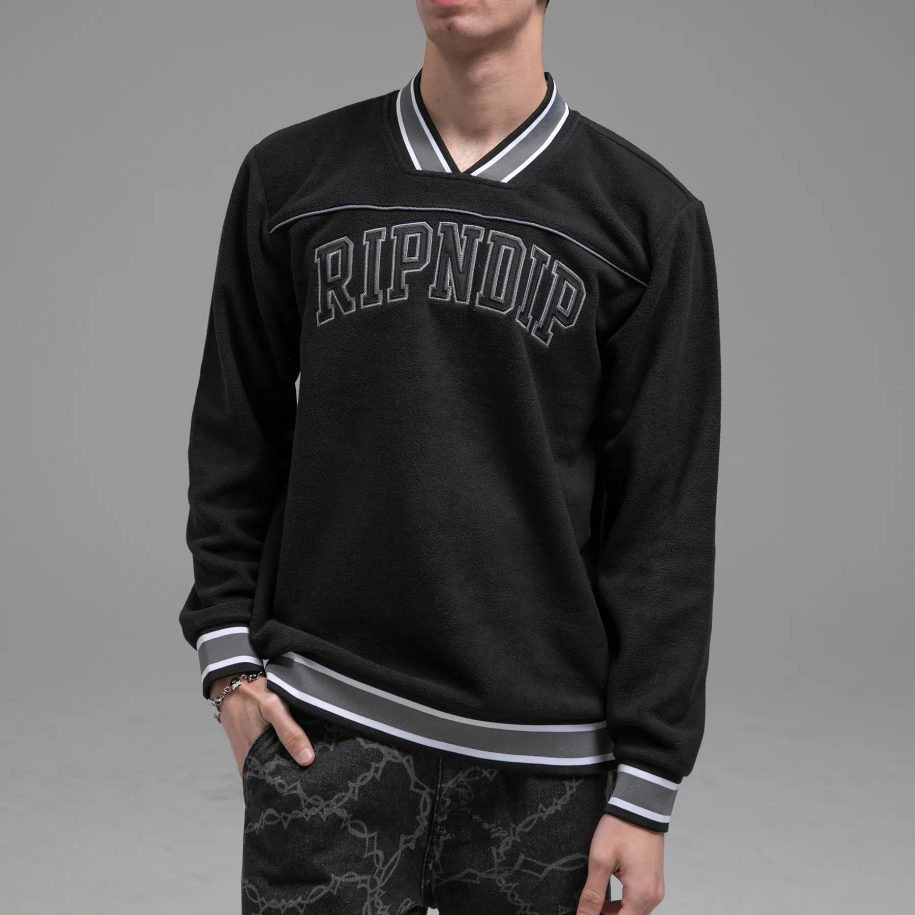 Ripndip Hoodies / Crewnecks|Knits / Sweaters<Team Spirit Polar Fleece Crewneck (Black)